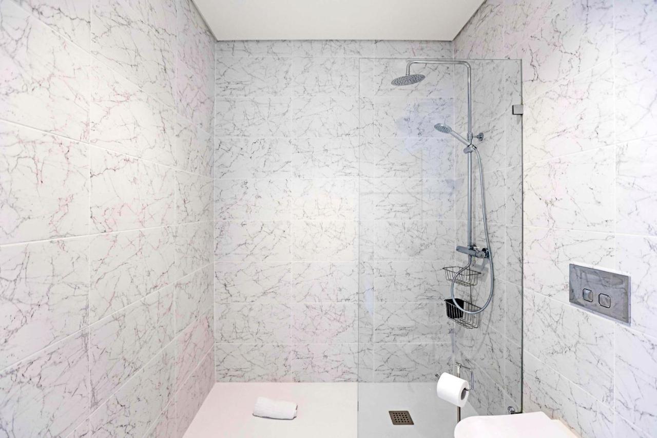 Paraiso 1H W/ Ac By Lovelystay Porto Bagian luar foto