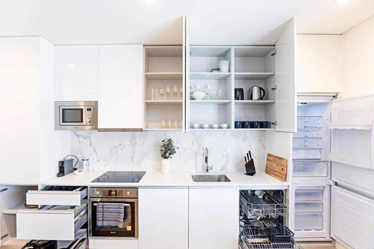 Paraiso 1H W/ Ac By Lovelystay Porto Bagian luar foto