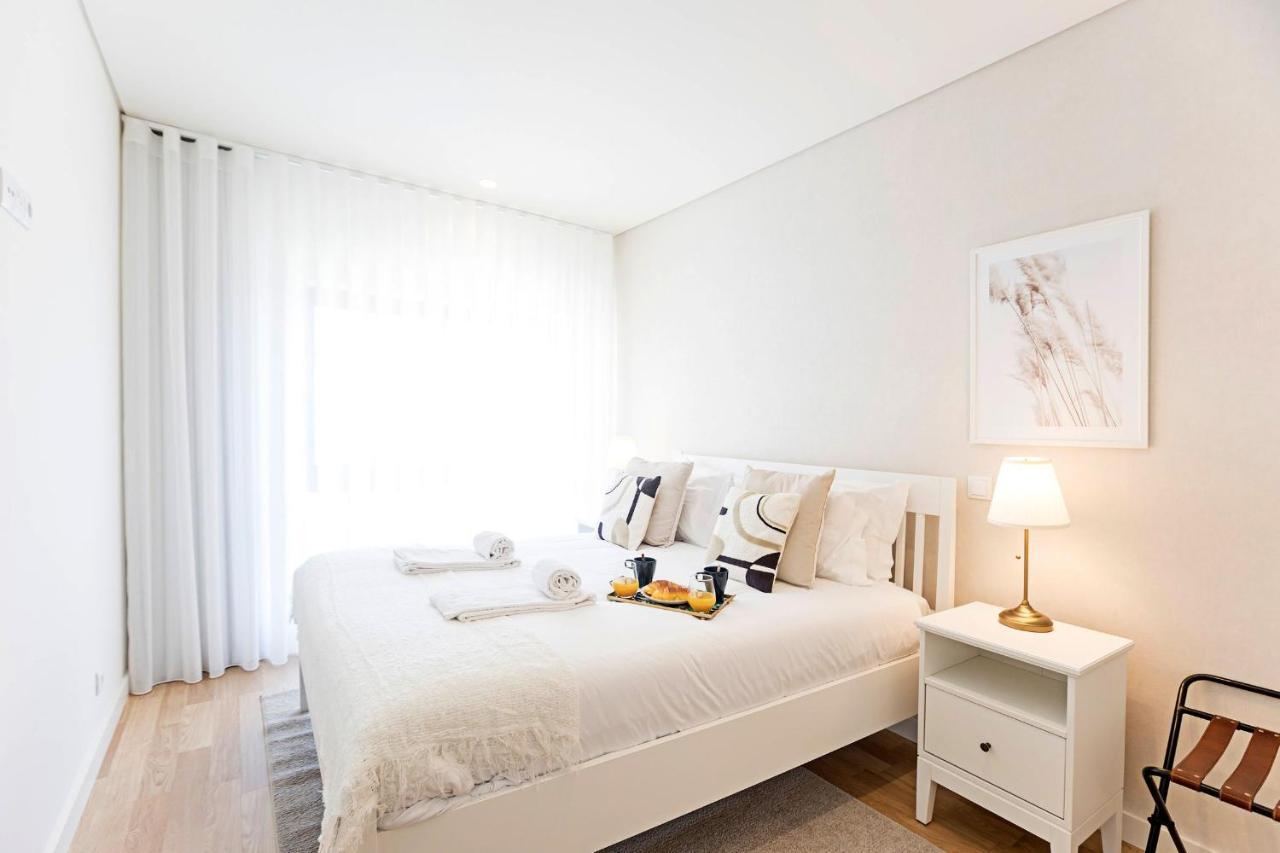 Paraiso 1H W/ Ac By Lovelystay Porto Bagian luar foto